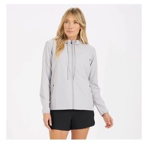 NWT Vuori Women’s Outdoor Trainer Shell Platinum Linen Texture Jacket.